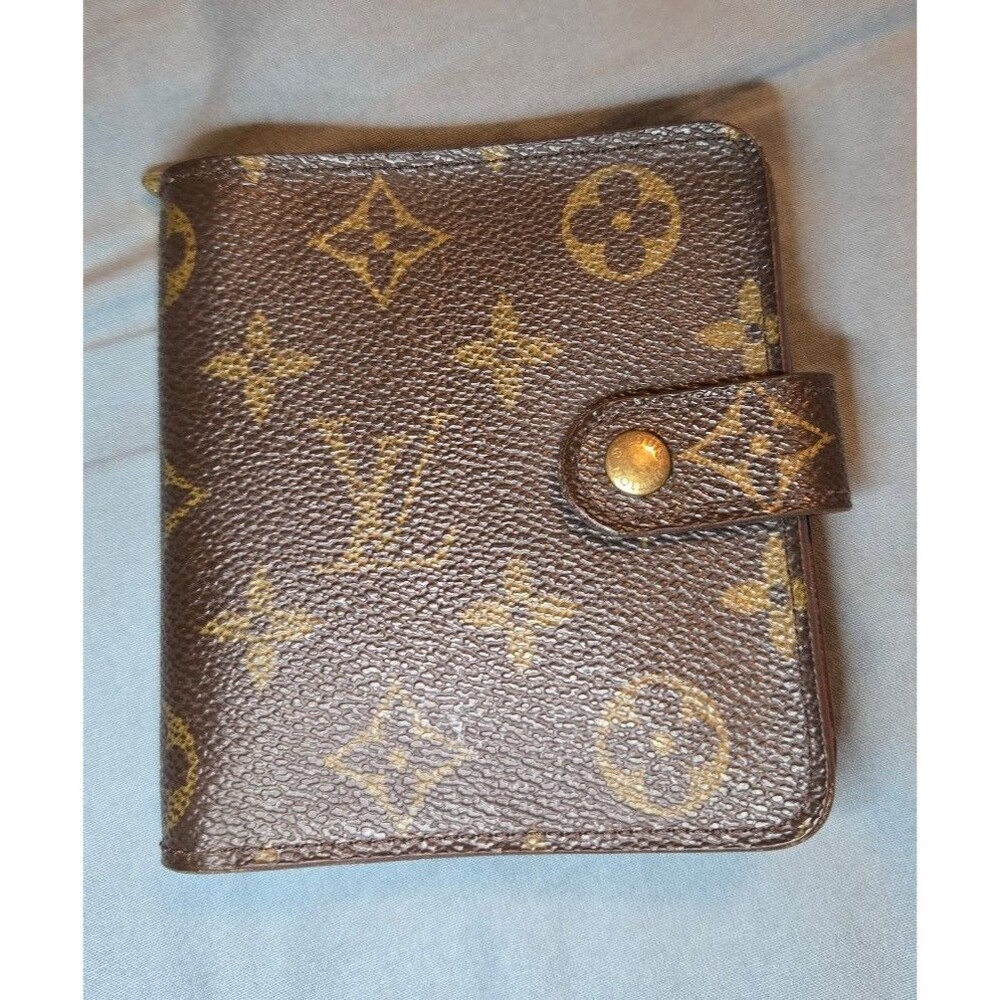 Vintage Louis Vuitton Monogram Wallet